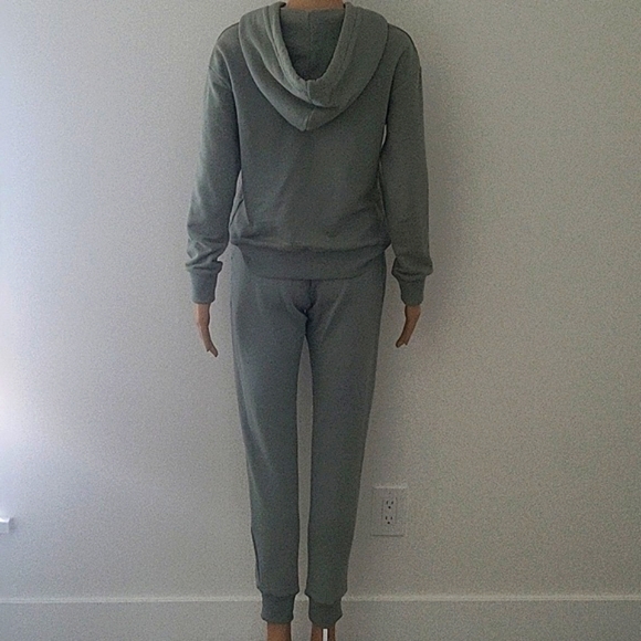 PRIV Green Sweatsuit - Picture 4 of 6